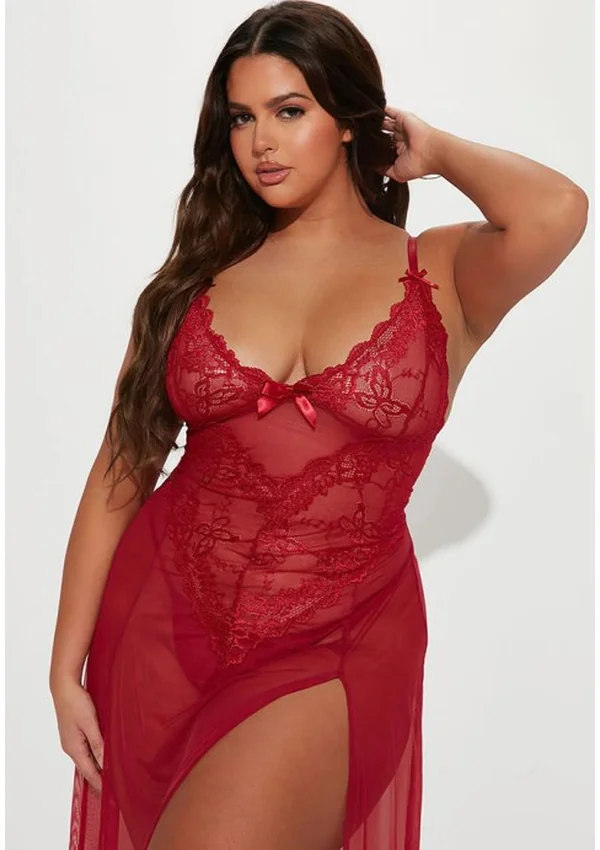 Scarlet Siren Lace Plus Gown - Product image 2