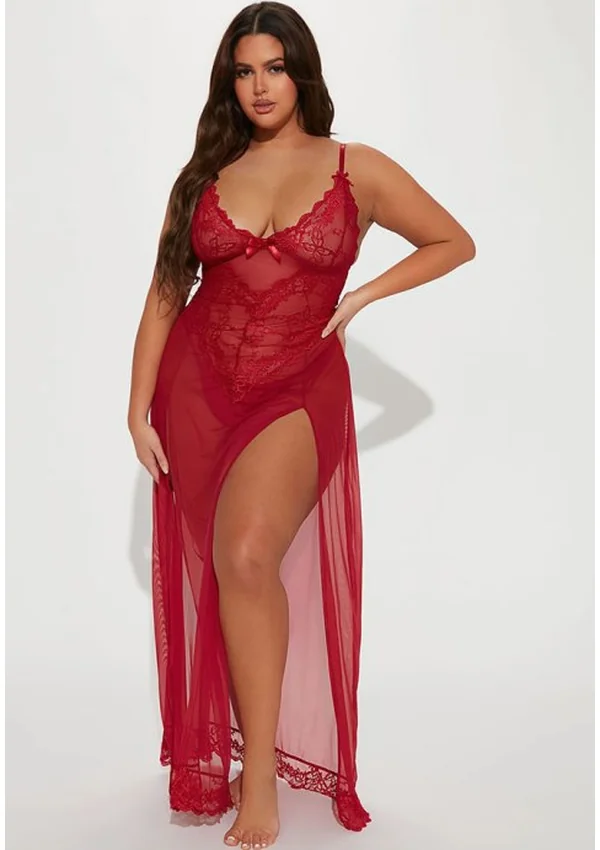 Scarlet Siren Lace Plus Gown - Product image 1
